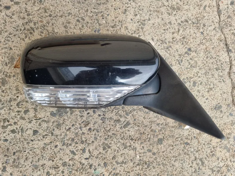 Subaru Liberty Gt Outback Gen 4 05 Genuine Right Drivers Side Mirror Black 32J 1