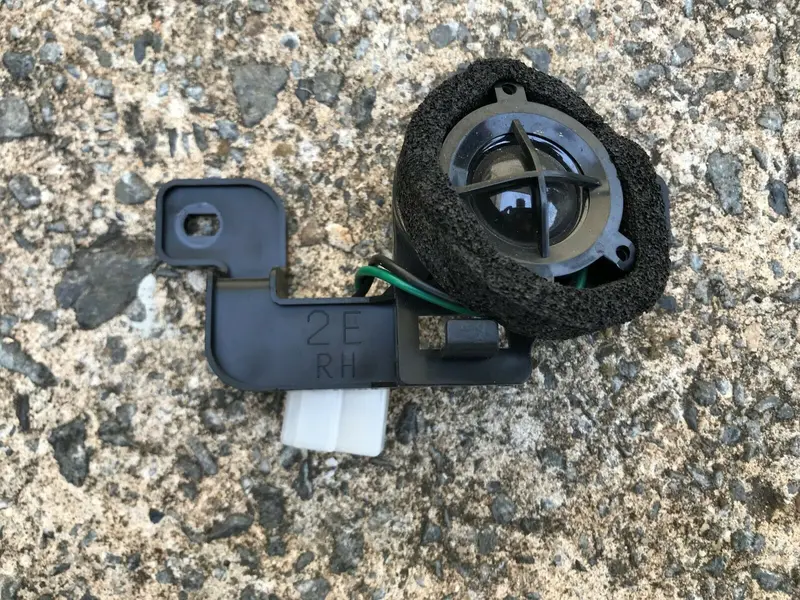 Subaru Liberty Gt Turbo Gen 4 03 - 09 Front Door Stereo Tweeter Speaker Rh Right 1