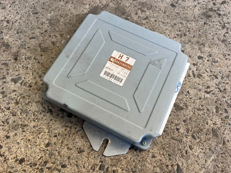 Subaru Liberty H6 03 - 06 6 Speed Manual Factory Ecu Computer 22611Ak171 H7 1