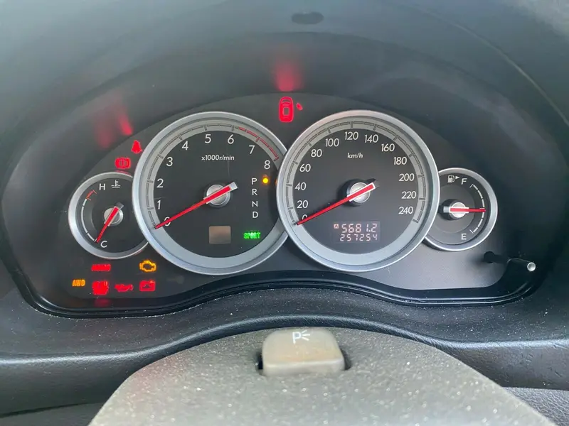 Subaru Liberty Outback 03 - 06 Factory Dash Instrument Cluster Speedo Tacho Auto 1