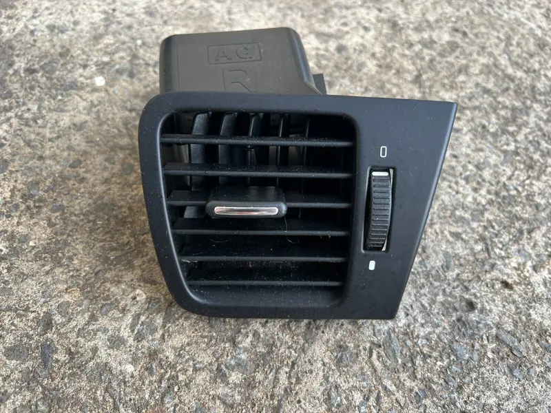 Subaru Liberty Outback 03 - 09 Right Driver Corner Dash Vent Air A/C Genuine Rh 1