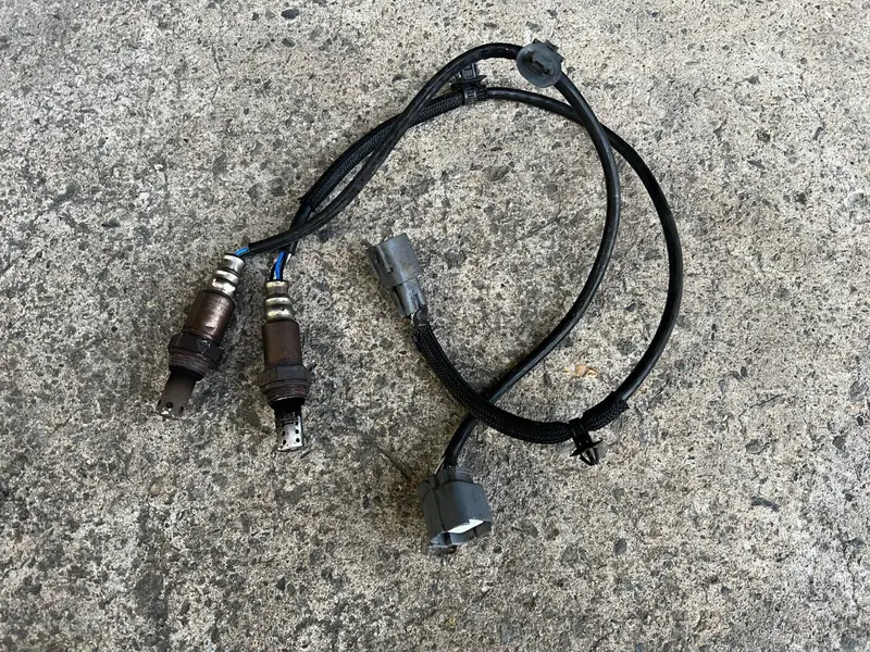 Subaru Liberty Outback 06 - 09 Factory Denso Exhaust O2 Oxygen Sensors Genuine 1