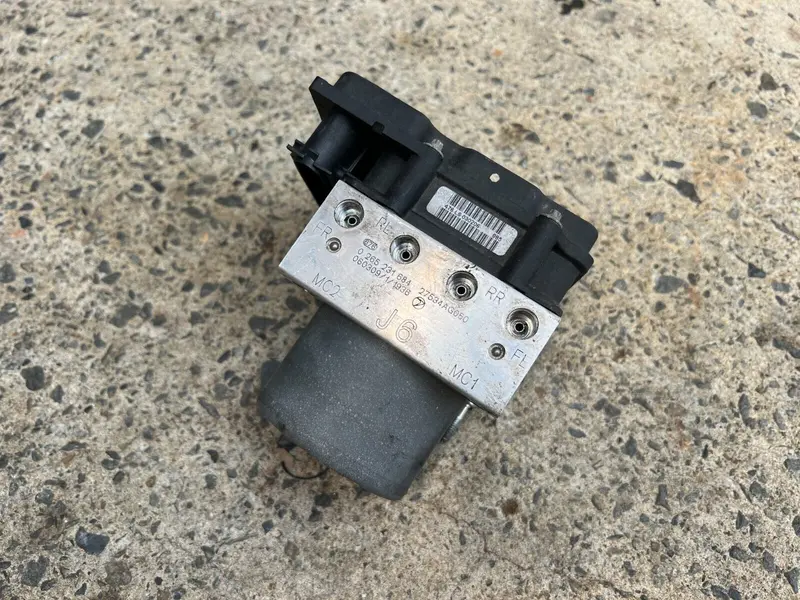 Subaru Liberty Outback Gen 4 03 - 09 Abs System Module Unit Pump J6 27534Ag050 1
