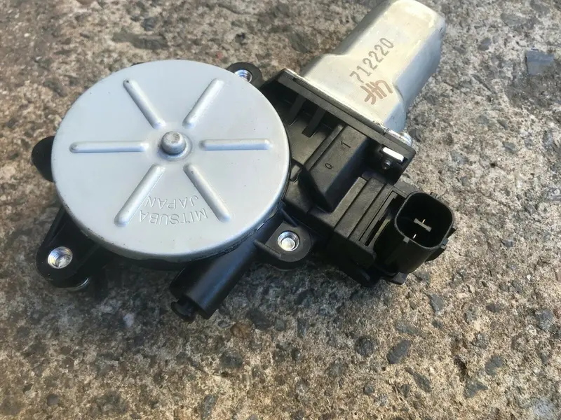 Subaru Liberty Outback Gen 4 03 - 09 Genuine Window Motor Regulator Lhf Left 2