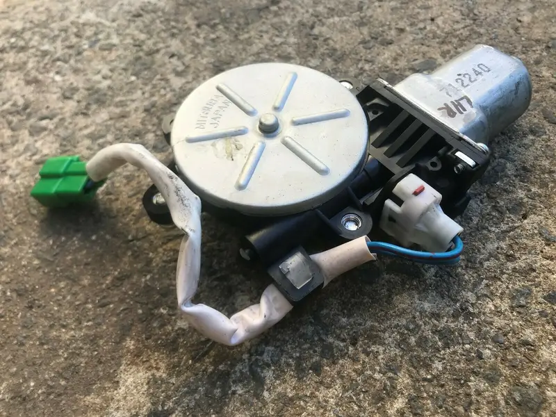 Subaru Liberty Outback Gen 4 03 - 09 Genuine Window Motor Regulator Lhr Left Lh 2