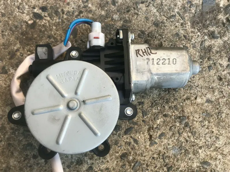 Subaru Liberty Outback Gen 4 03 - 09 Genuine Window Motor Regulator Rhr Right 1