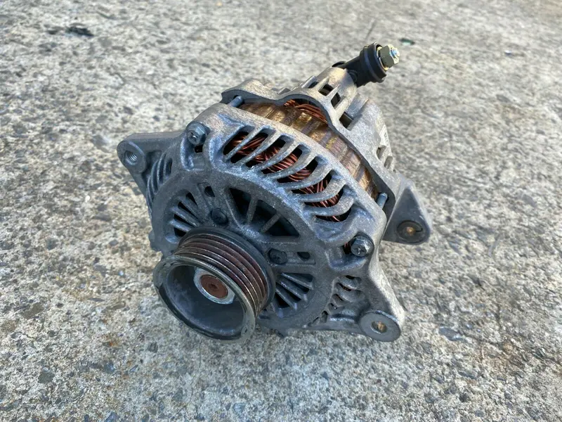 Subaru Liberty Outback Gen 4 3 03 - 09 Ej20 Ej25 Alternator Genuine 23700Aa520 T 1