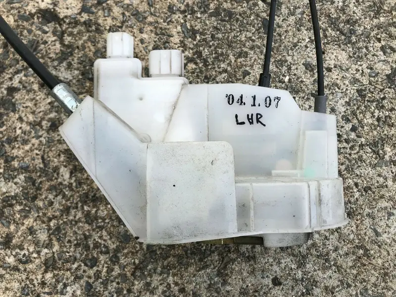 Subaru Liberty Outback Gen 4 Genuine Door Lock Actuator Left Rear Passenger Lhr 1
