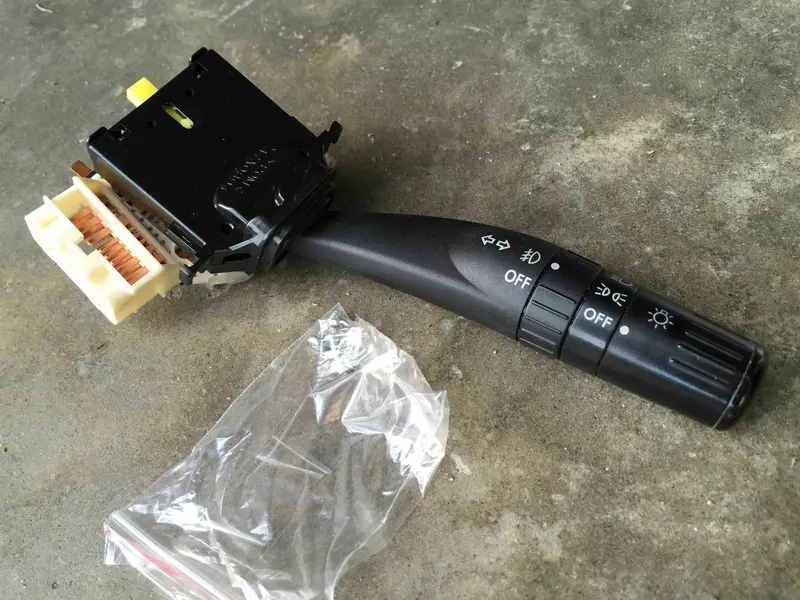 Subaru Liberty Outback Gen 4 Indicator Blinker Head Fog Light Lights Control Switch Stalk 2