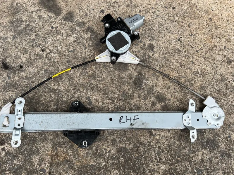 Subaru Liberty Outback Gen 5 09 11 Driver Front Window Motor Regulator Rhf Right 1