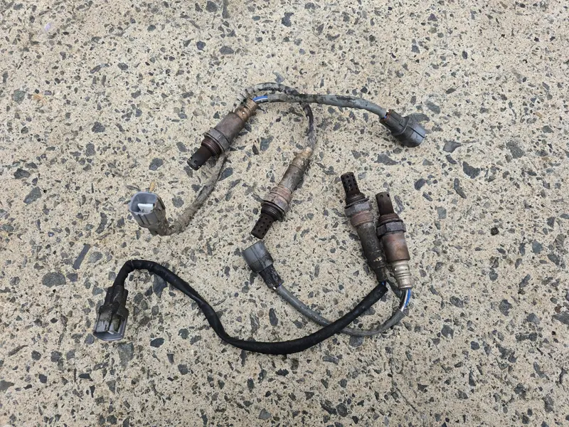 Subaru Liberty Outback H6 03-09 Header Pipe Exhaust Oxygen Sensors 02 O2 Sensor 1