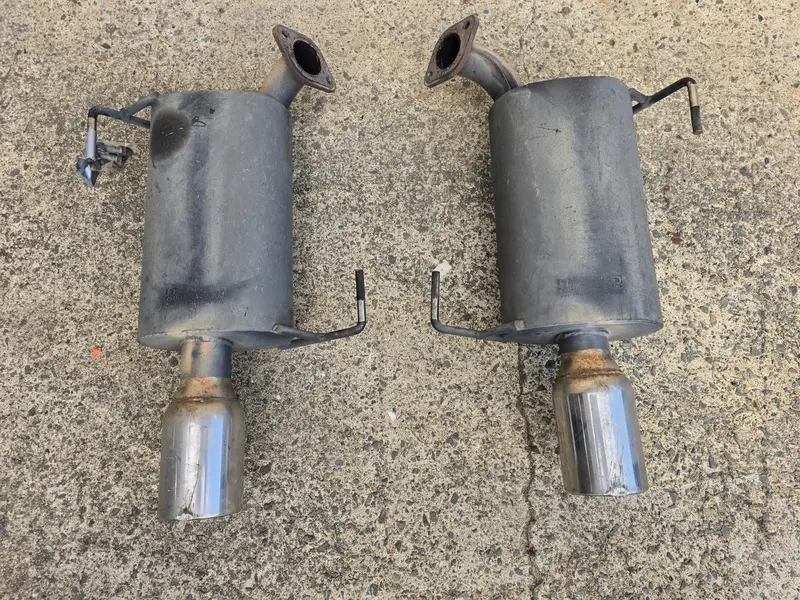 Subaru Liberty Sedan 03-09 H6 Aftermarket Mufflers Exhaust System Pipe Muffler 1