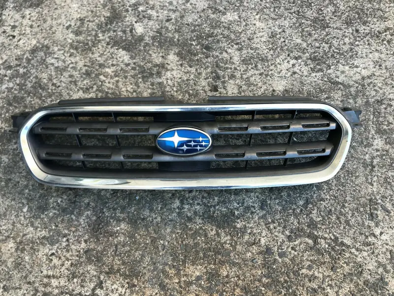 Subaru Outback Gen 3 4 03 - 06 Genuine Front Grille Grill Badge Chrome Black 2