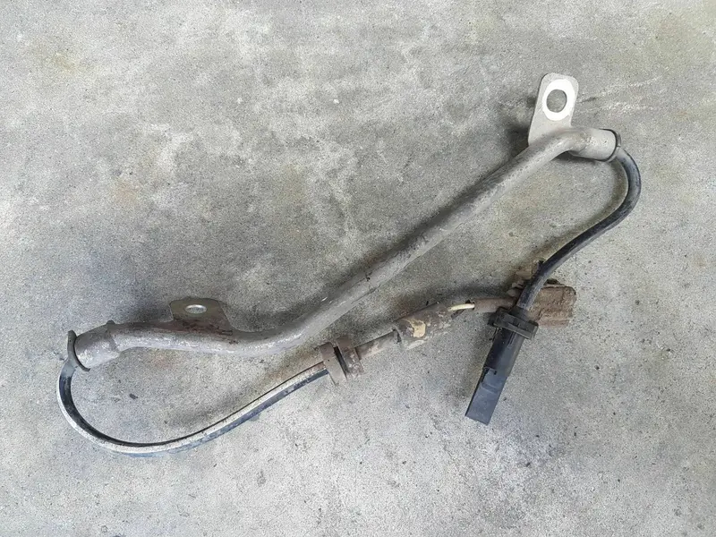 Subaru Outback Liberty Gt Turbo 07 S2 Gen 4 Brake Abs Speed Sensor Right Rear 1