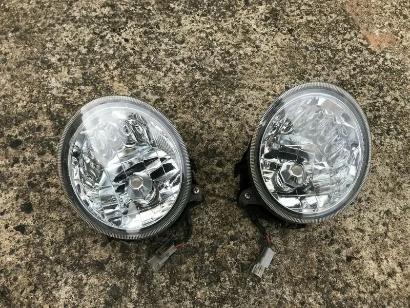 Subaru Outback Spec B Gen 4 H6 Front Bumper Bar Fog Lights Spot Light Left Right 1