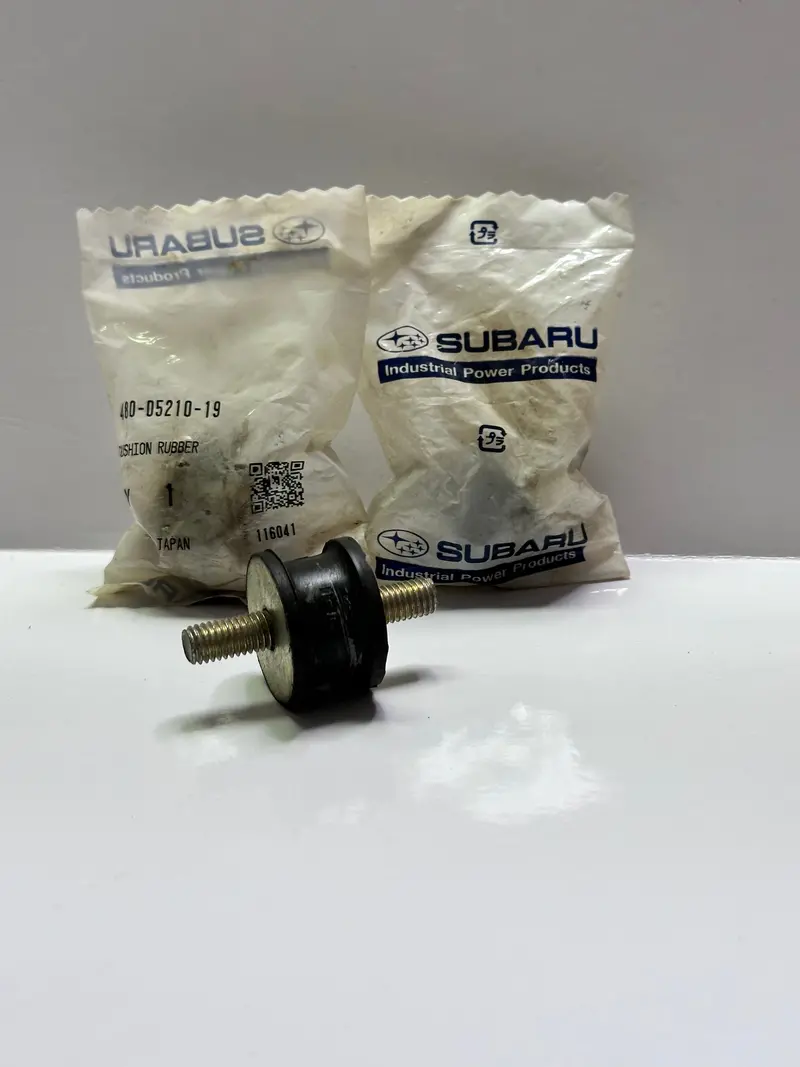 Subaru/Robin 408-05210-19 Cushion Rubber 1