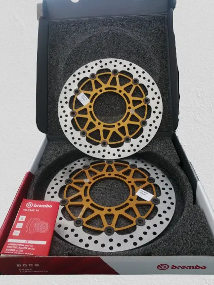 Suzuki Gsxr1000 Brembo Hpk Discs 1