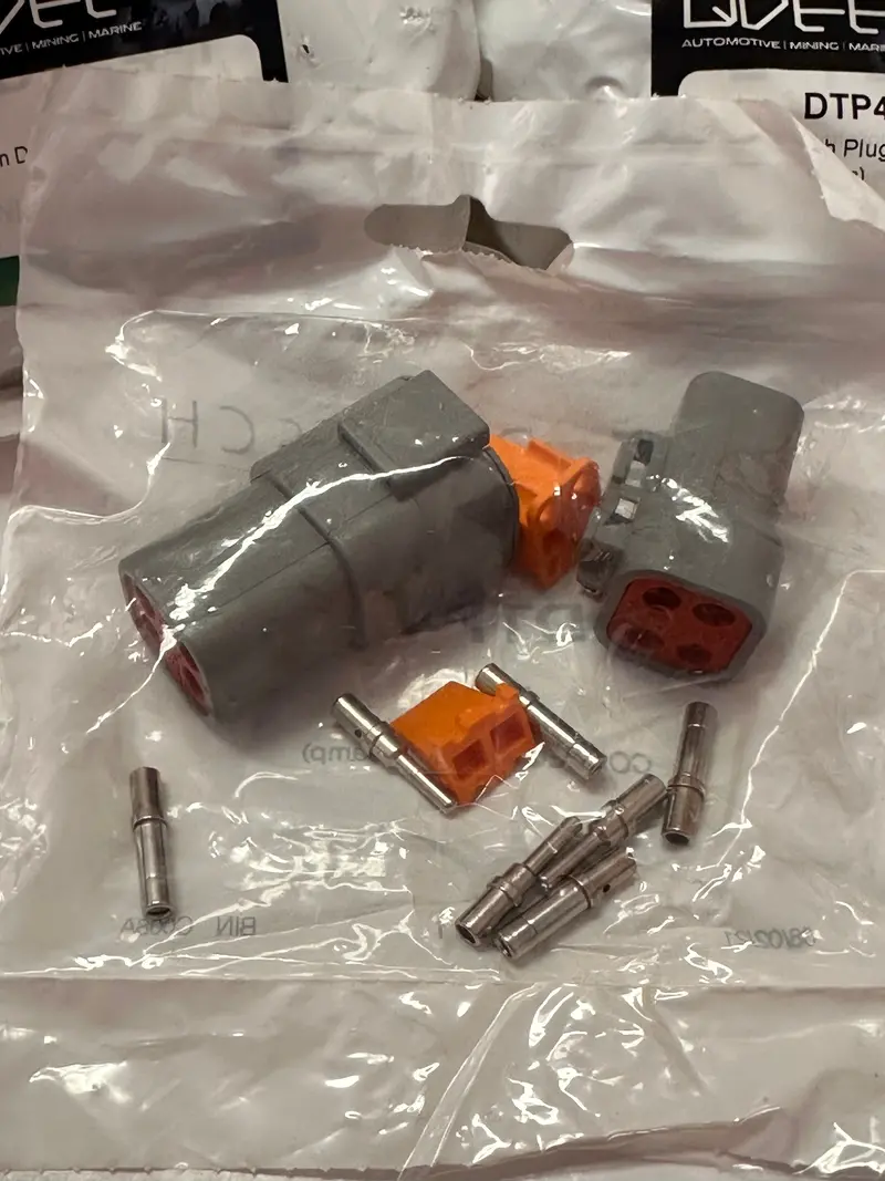 Te Dtp4 Deutsch Kit, Large Pin 1