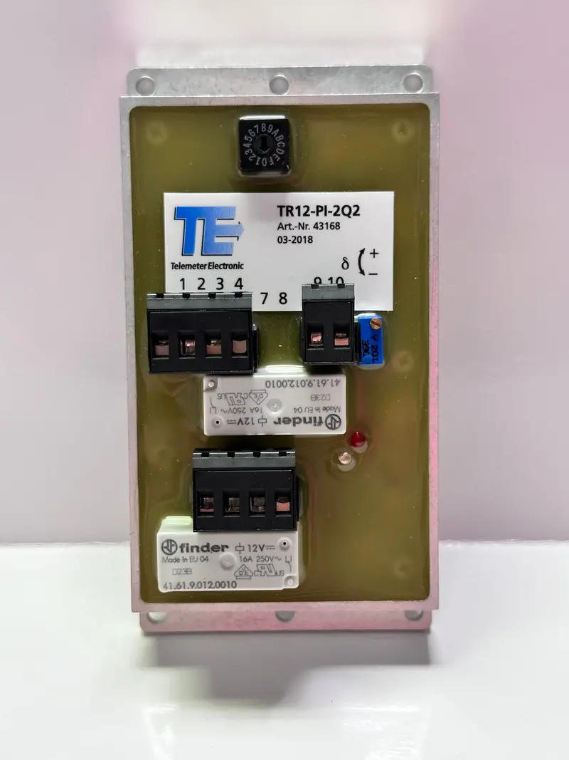Te Tr12-Pi-2Q2 Temperature Controller 1