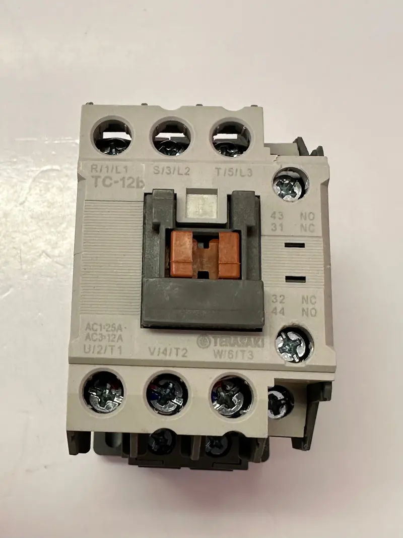 Terasaki Tc-12B Contactor 110V 3P 813771 1