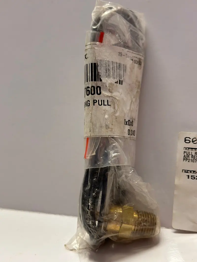Terex Pp2107600 Pull Ring Drain Plug 1