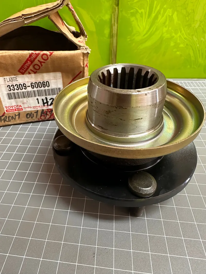 Toyota 33309-60060 Transfer Case Front Output Flange 1