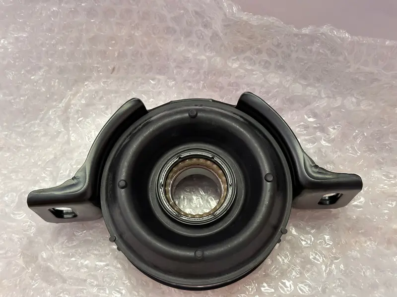 Toyota 37230-09120 Tail Shaft Centre Bearing Assy 1