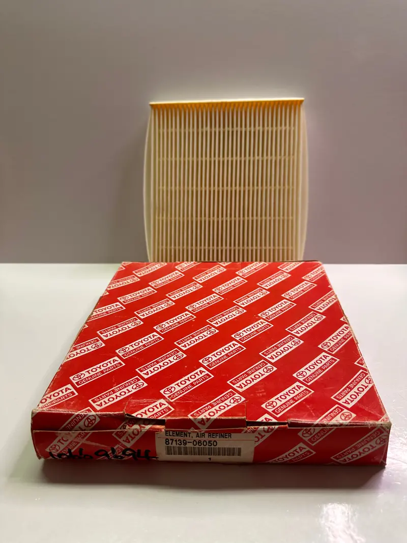 Toyota 87139-06050 Air Filter Element For Camry 2009/2011 And Yaris 1