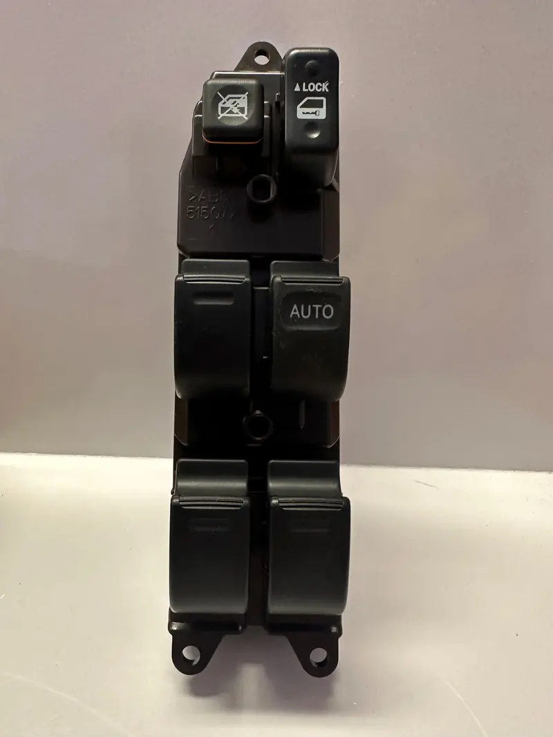 Toyota Power Window Regulator Master Switch 84820-0K011 1