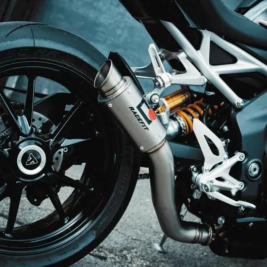 Triumph 1200Rs Racefit Growler 1
