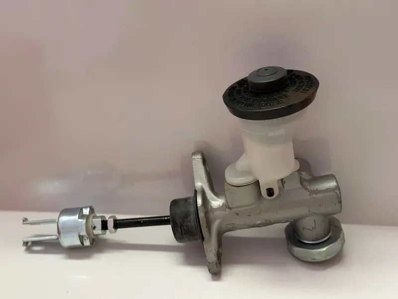 Trw Master Clutch Cylinder Pnd701 1