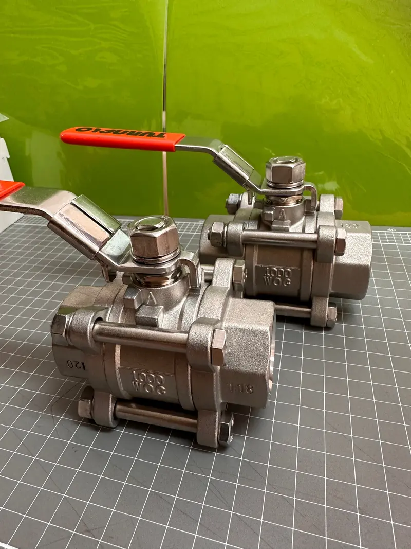 Turnflo 3-Pc 1000 Wog Ball Valve 1" 1