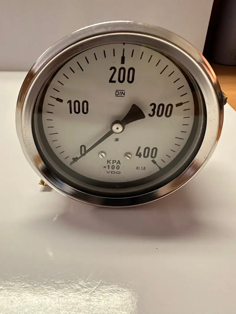 Vdo 0-40000 Kpa Direct Rear Gauge 160Mm 1