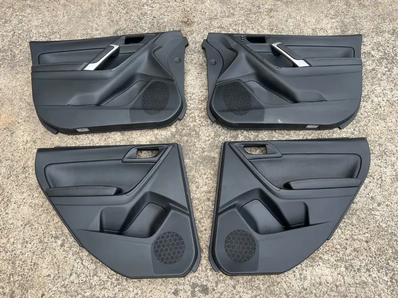 Very Low Km Subaru Forester Sj 2015 - 2018 Leather Door Card Panels Set 70,000Km 1