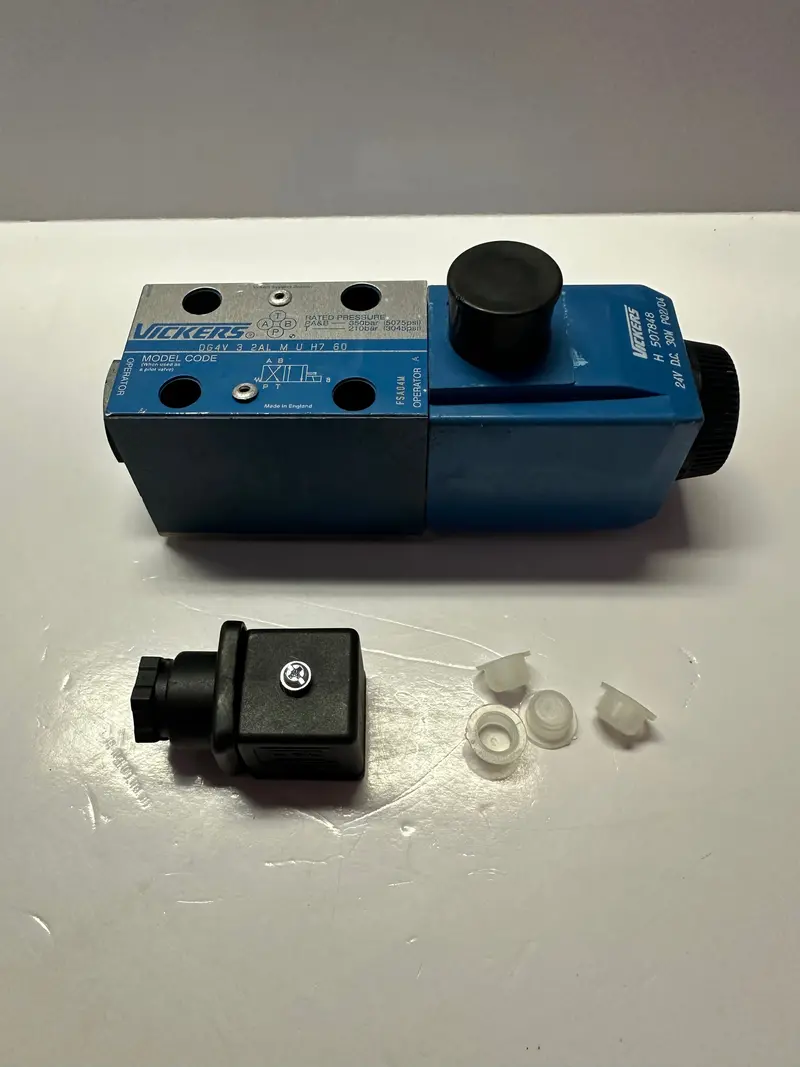 Vickers Dg4v-3-2Al-M-U-H7-60 Directional Valve 859211 1