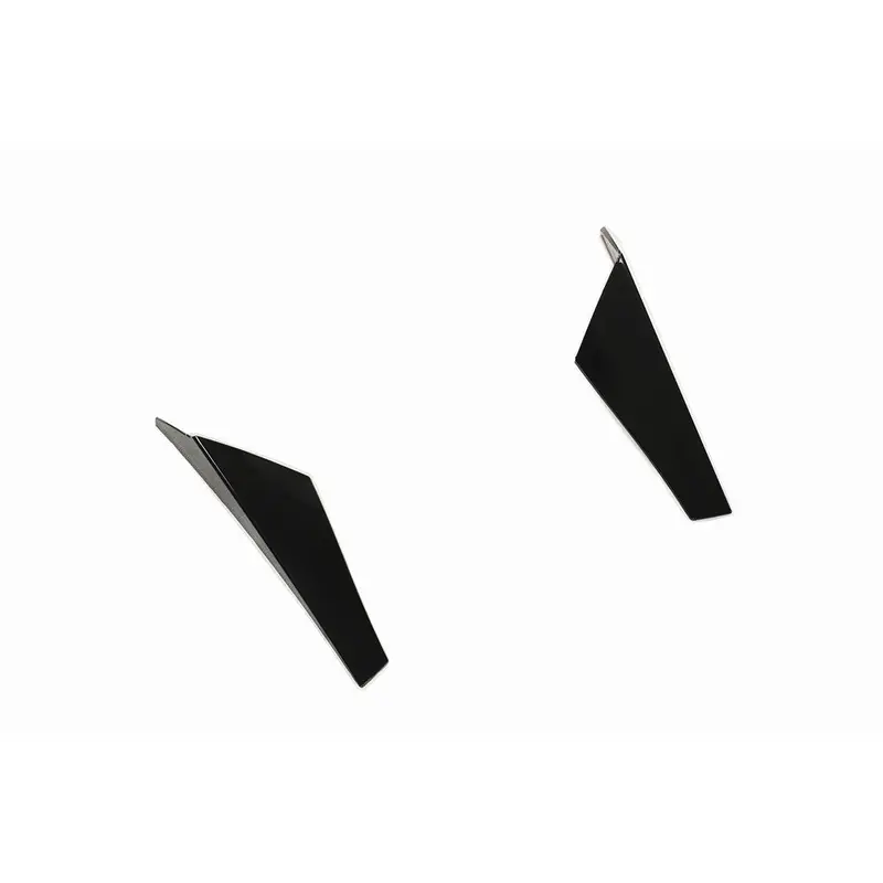 Volkswagen Golf Mk8 Gloss Black Rear Window Trim 1