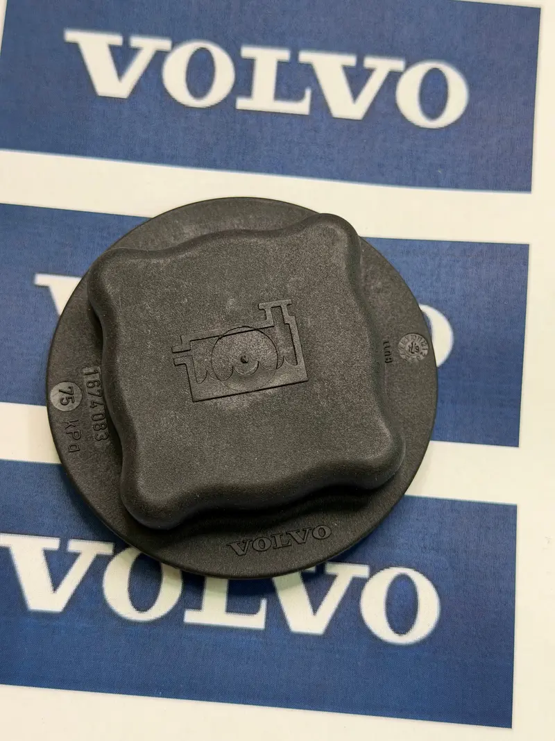 Volvo 1674083 Pressure Cap 1