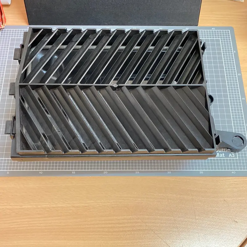 Volvo 84813198 Rhd Cabin Air Filter Housing 1