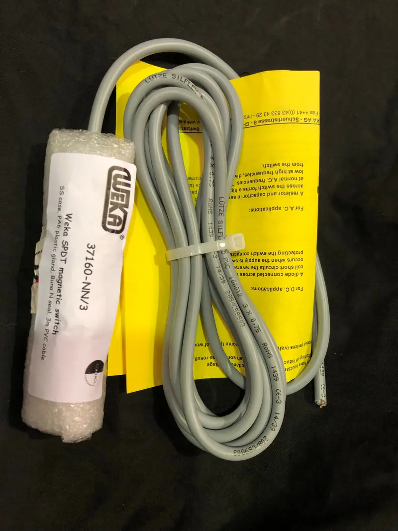 Weka 37160-Nn/3 Standard Reed Switch With Cable 1