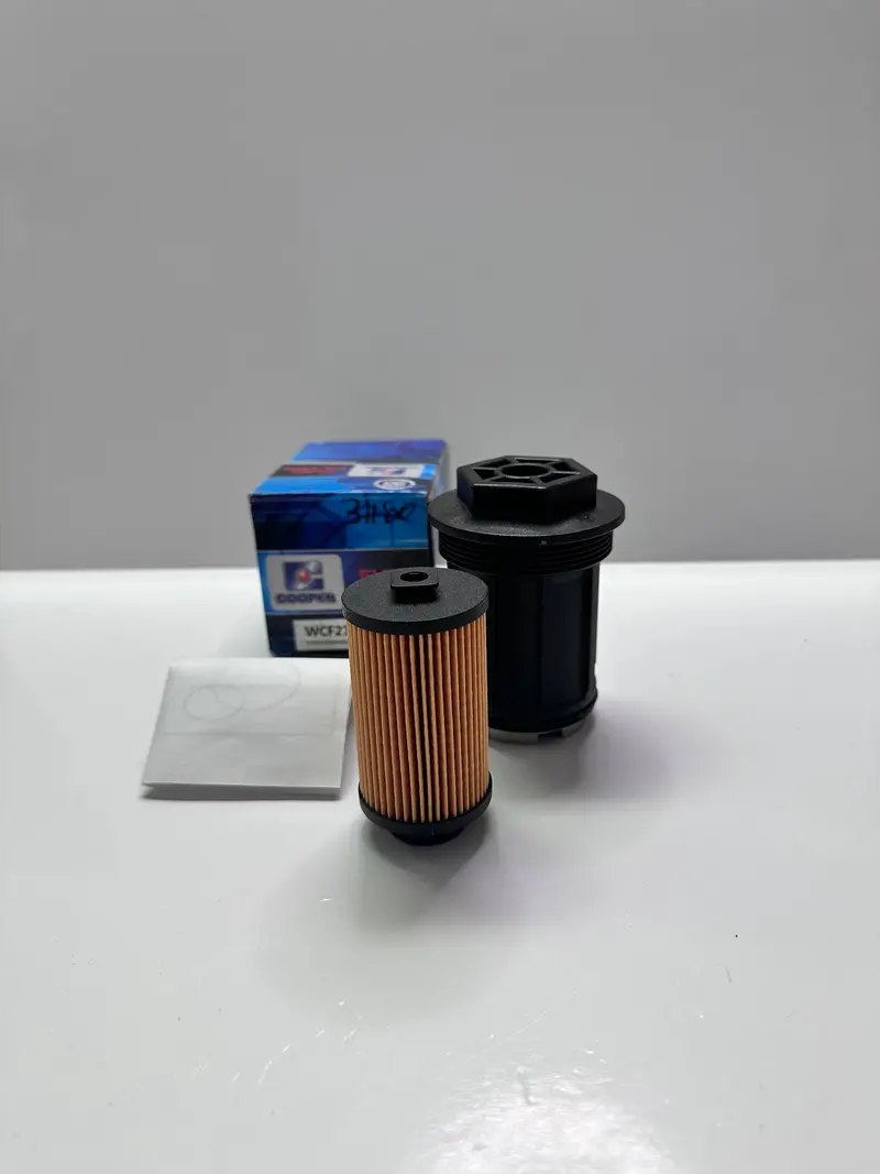 Wesfil Wcf271 Urea Filter Assy For Mercedes, Mitsubishi 1