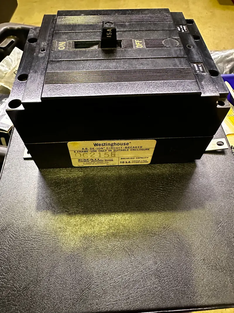Westinghouse Oc215e A.B. De-Ion* Circuit Breaker 1