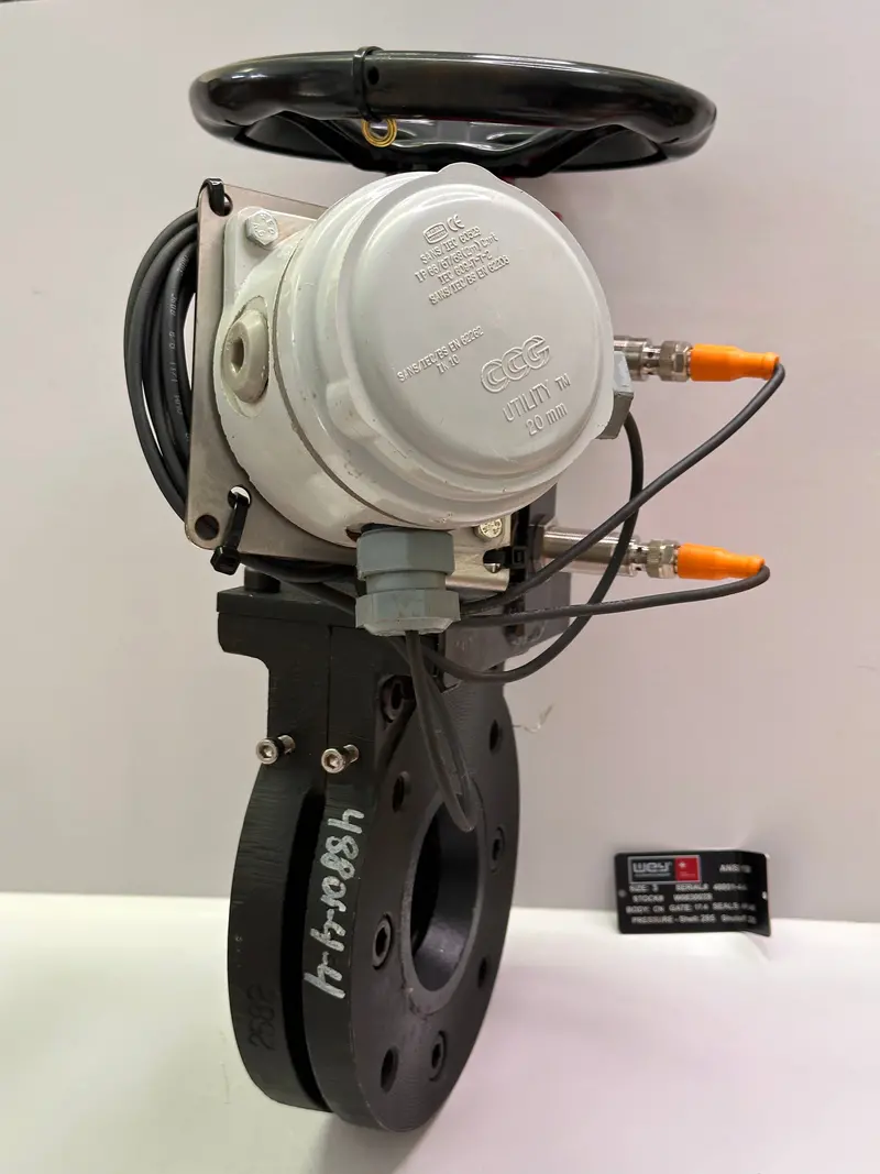 Wey W Series Knife Gate Valve Size 3 With Handwheel Including 2 Ifm Igt202 Inductive Sensors And Junction Box 1