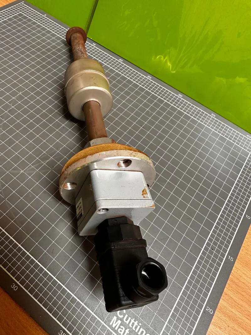 Woerner Kfi-N/0/N/240/170 Float Level Switch 1