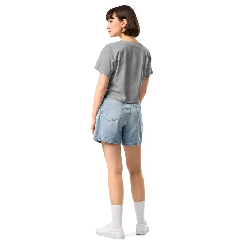 Women’S Challenger Crop Top 11