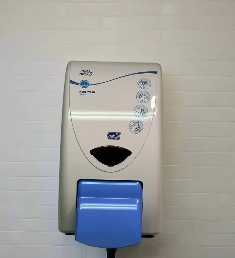 Wrm2ldpen Deb Stoko Cleanse Washroom 2000 Dispenser For 2Lt Cartridge 1