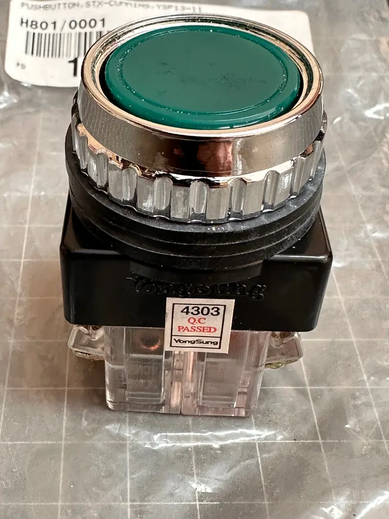 Yong Sung Ysp13-11 Push Button Switch / Green 1